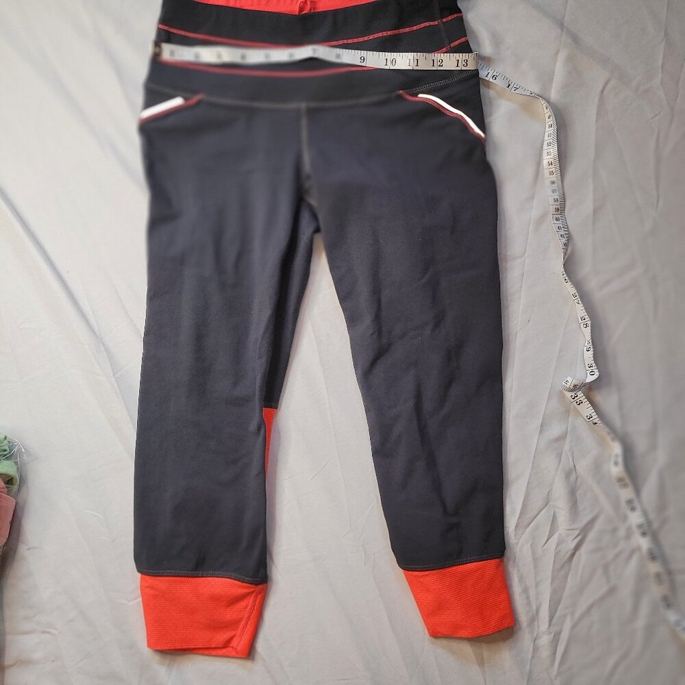 Athleta capri gray leggings with coral accent, EUC, size small, $15